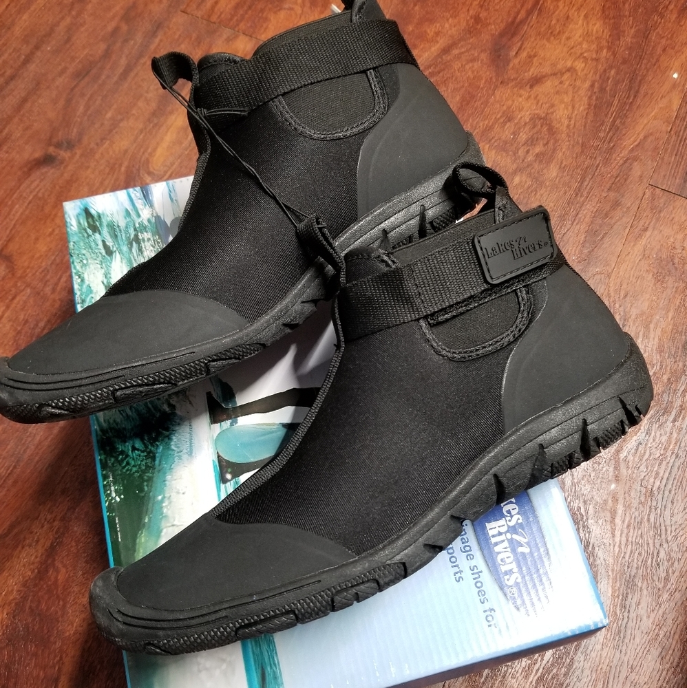 NEW Lakes N Rivers water sports shoes men's sz 10